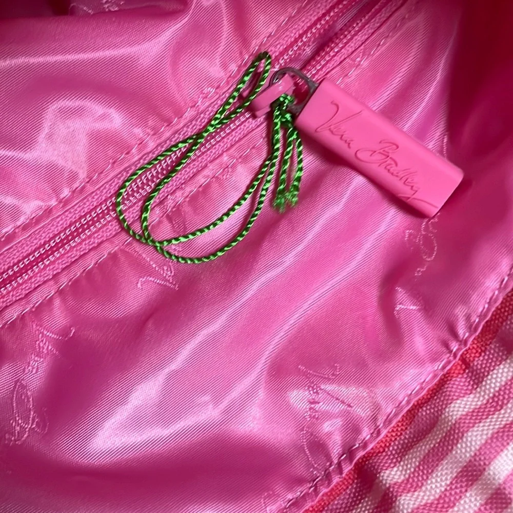 Vera Bradley drawstring backpack in pink stripes NWOT